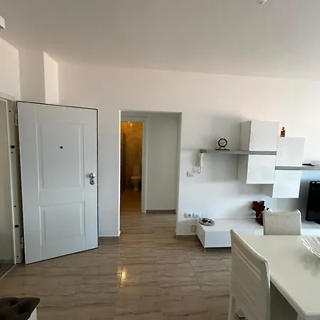 Apartment Vacation Rental, Albania Sarande
